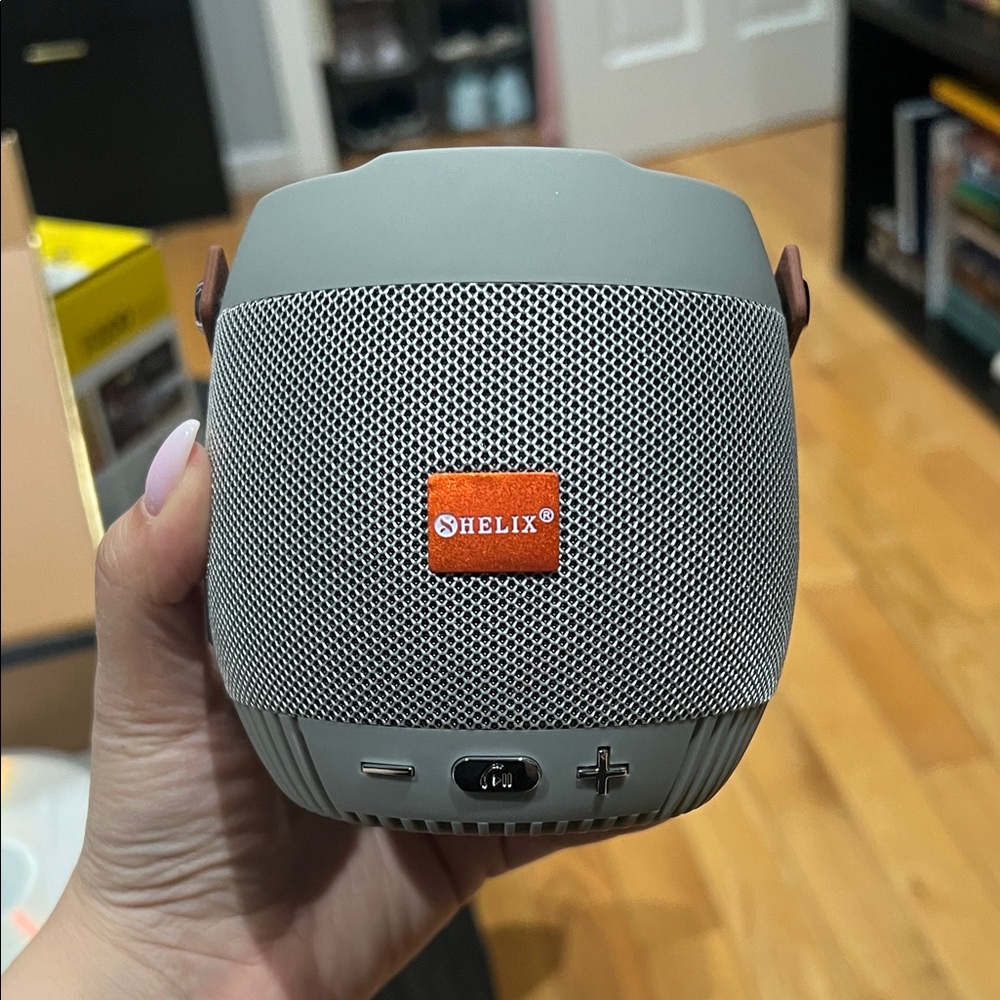 Helix Silver Bluetooth Speaker